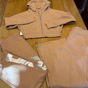 NWOT DKNY 3 piese tracksuit with Silver Accents